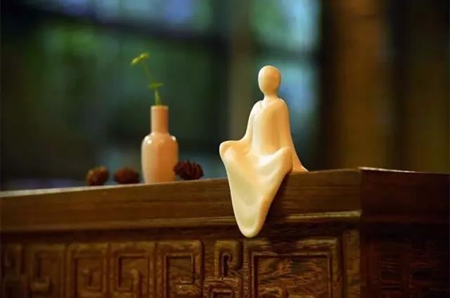 挽回感情有希望的表现 女人还和你联系是在给你机会